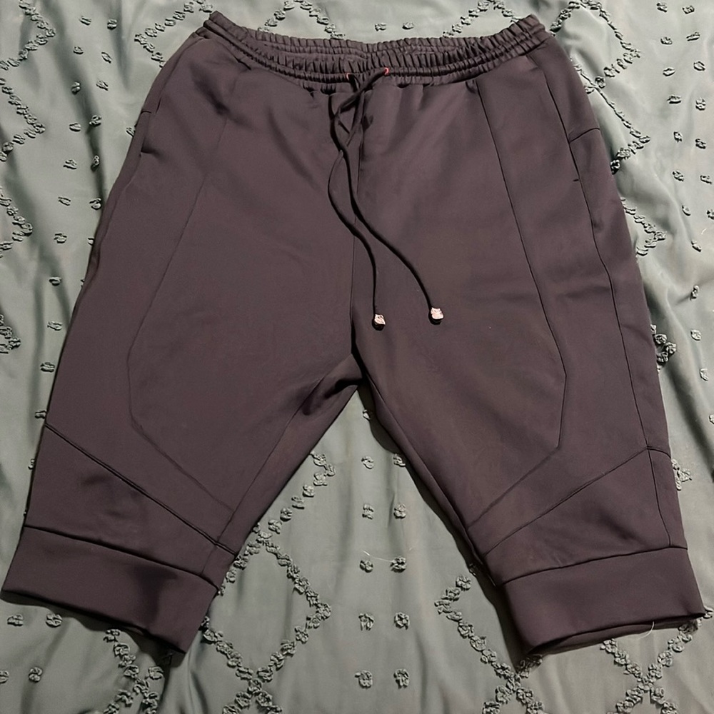 VGO by Vicitu - Work out shorts - Size L